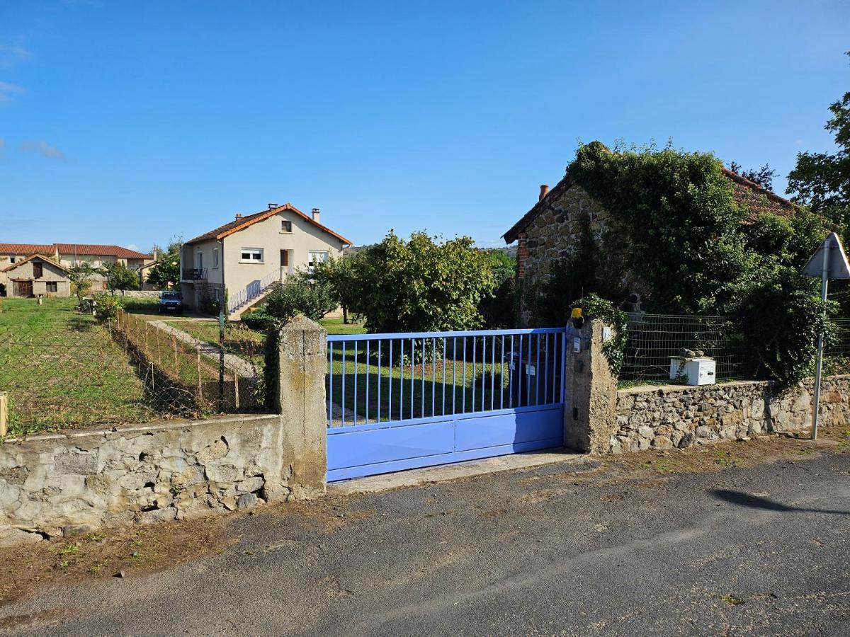 La Bourzede F3 Apartment Langeac Luaran gambar